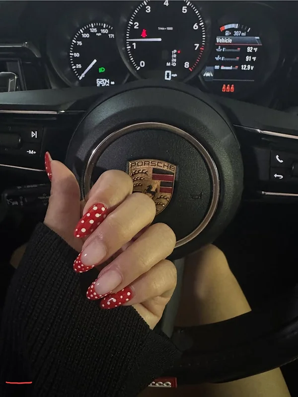 Lovely Nails and Spa