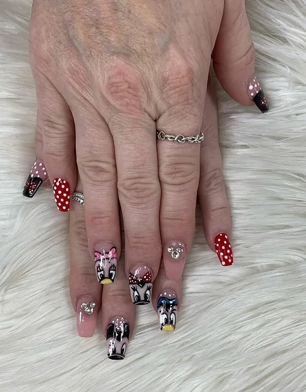 Lovely Nails and Spa