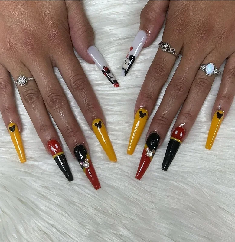 Lovely Nails and Spa