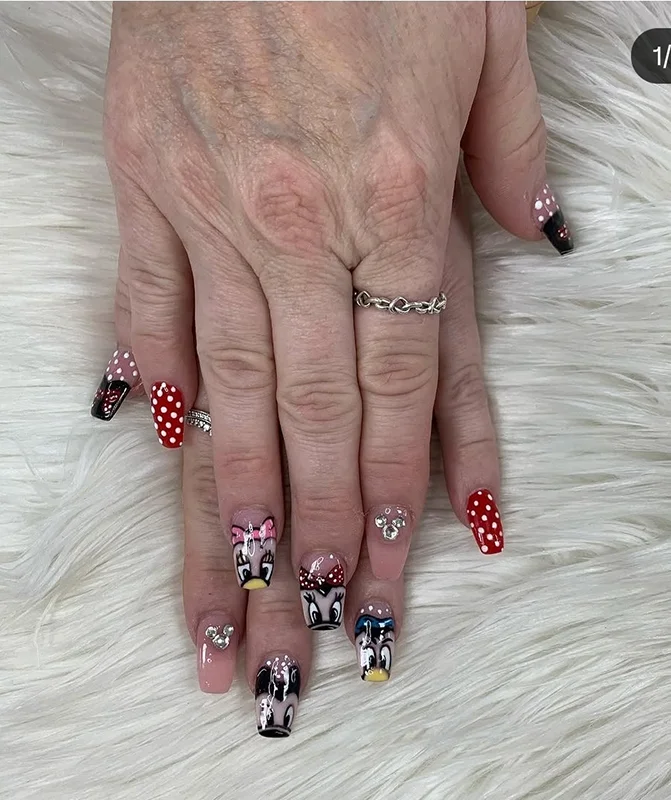 Lovely Nails and Spa